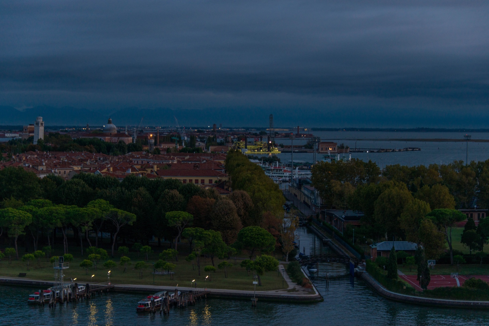 Einfahrt in Venedig um 6:30 Uhr