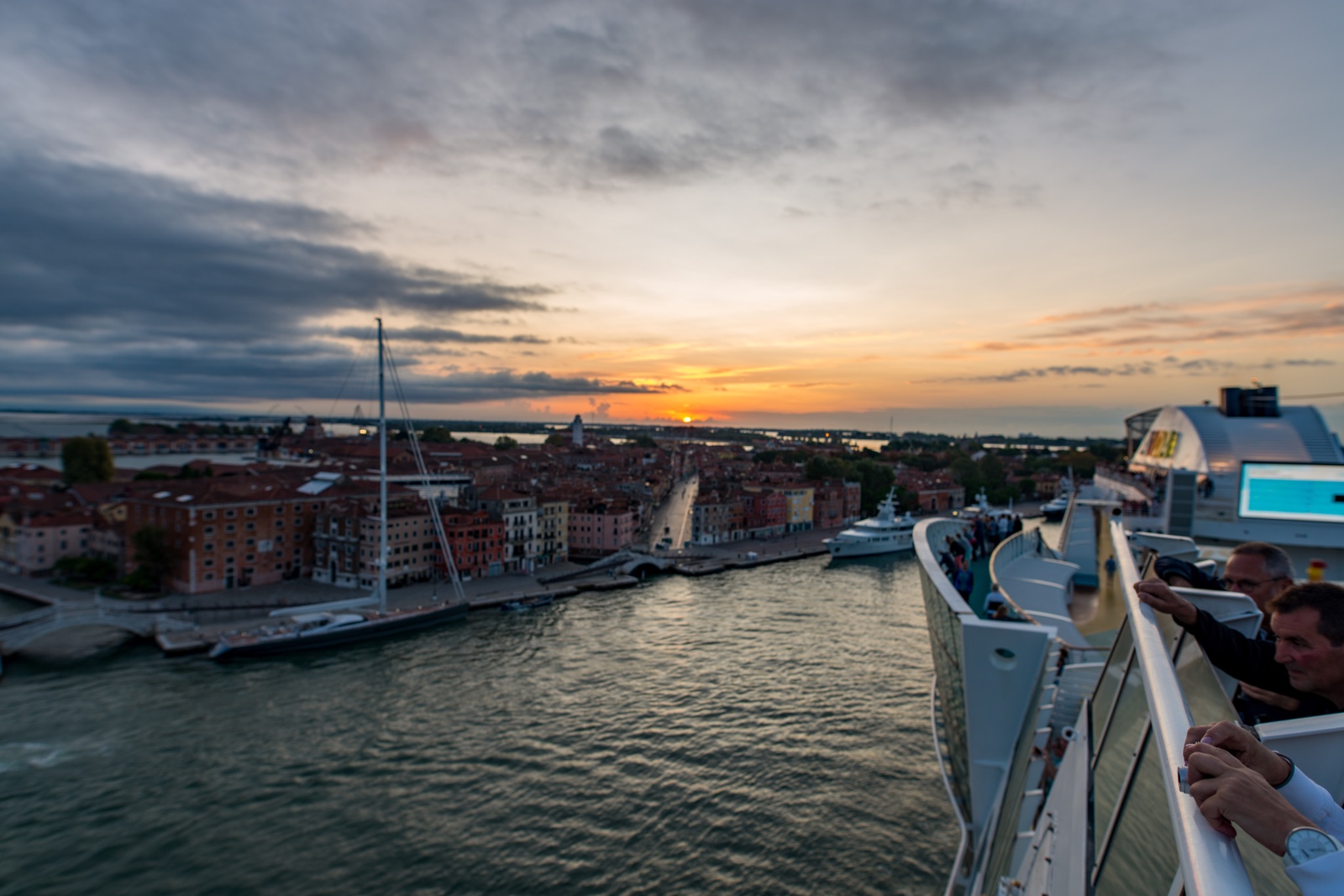 Einfahrt in Venedig um 6:38 Uhr