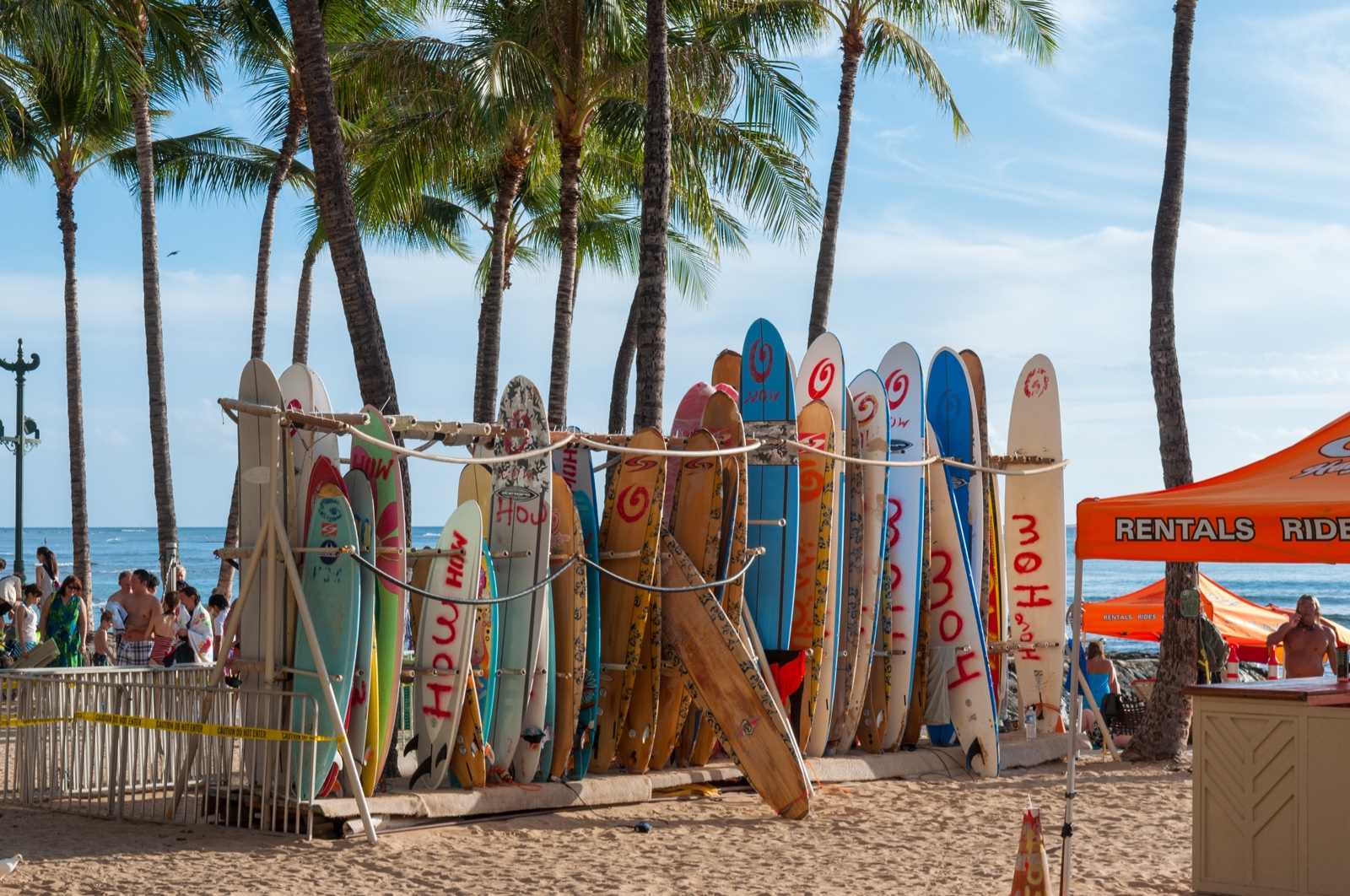 Surfboards am Strand von Honolulu