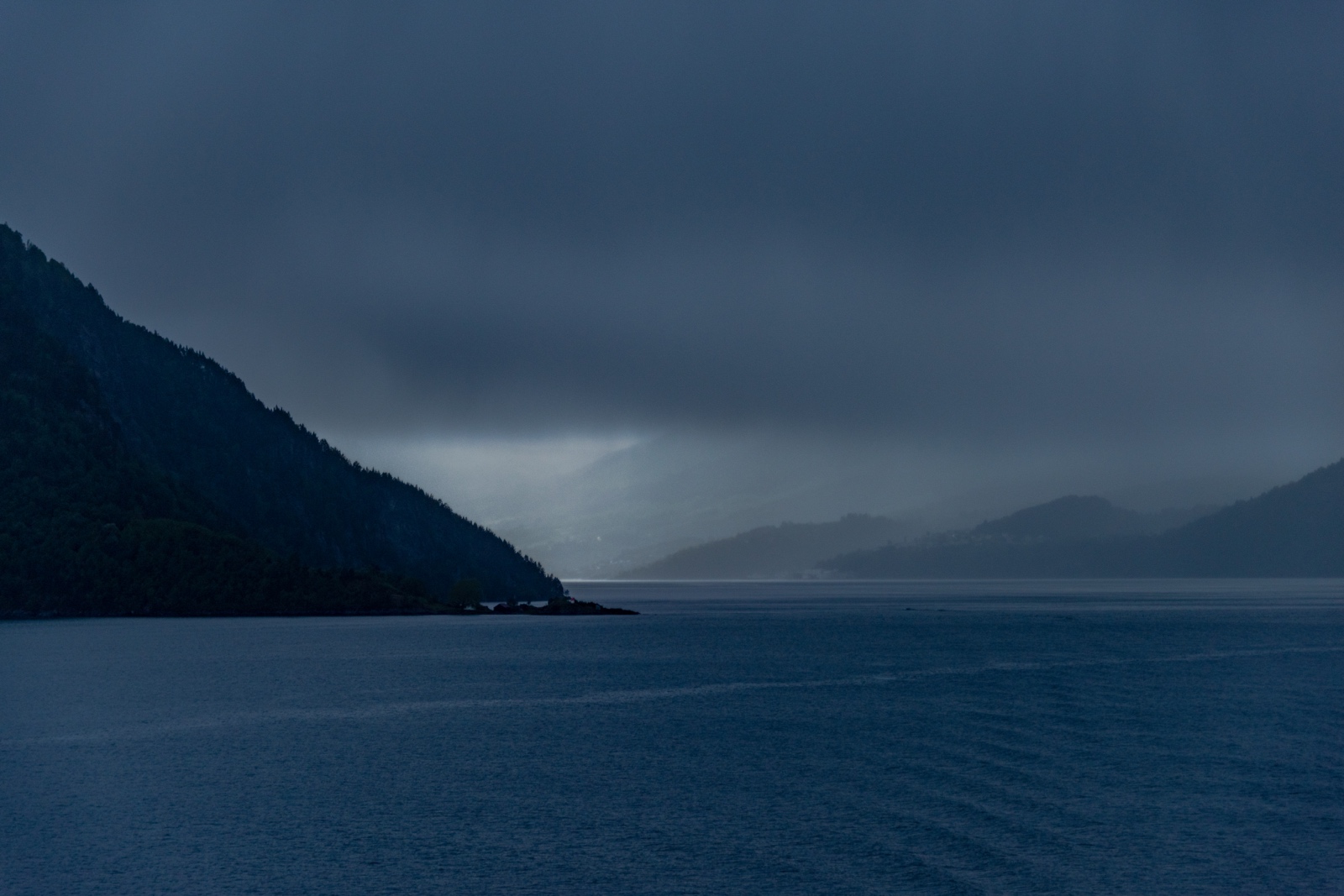 Abendstimmung mit Regen, Norwegen