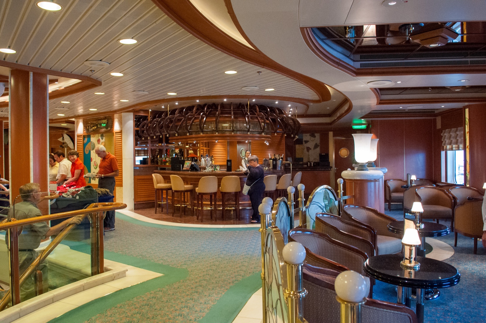 Restaurants und Bars auf dem Schiff