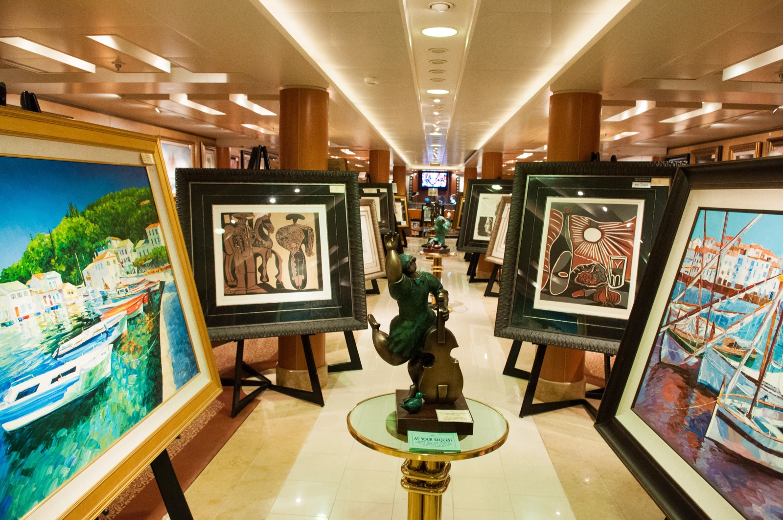 Kunstmarkt auf dem Schiff