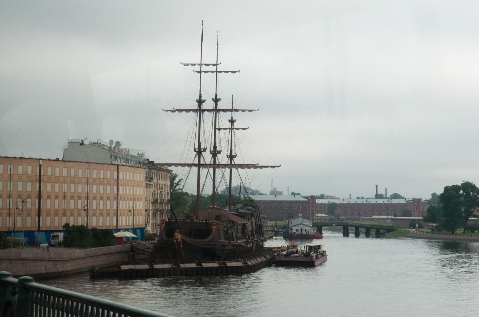 Altes Restaurant-Schiff