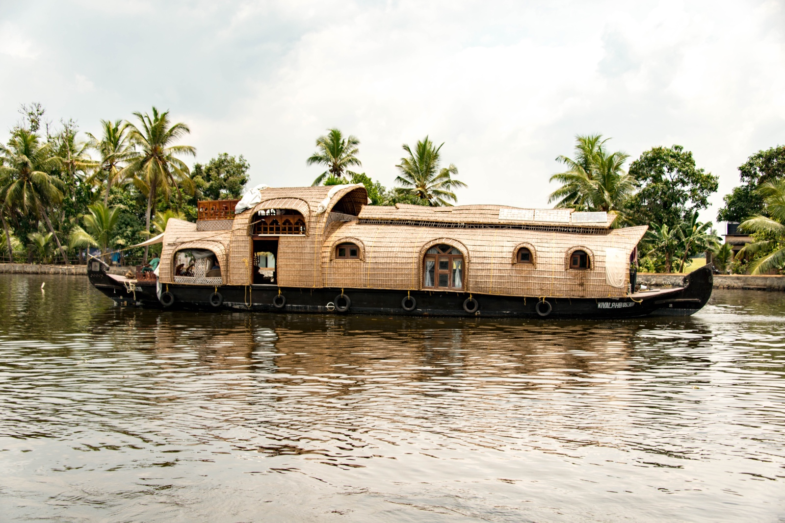 Bootsfahrt auf den Backwaters