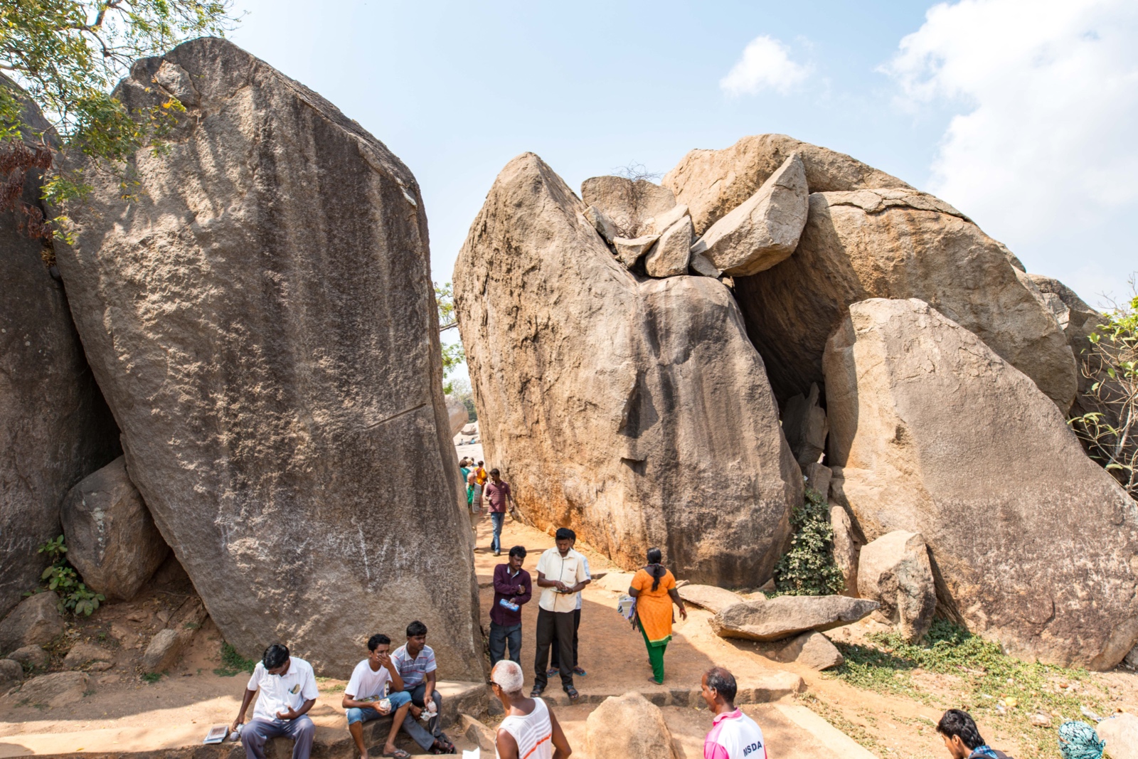 Riesige Steine in Mahabalipuram